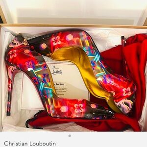 Christian Louboutin Hot Chic 100 Pumps Brand New!!!!